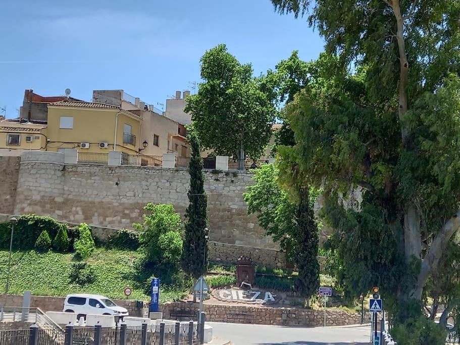 Apartamento Tranquilo Cerca De Zonas Verdes Cieza Buitenkant foto